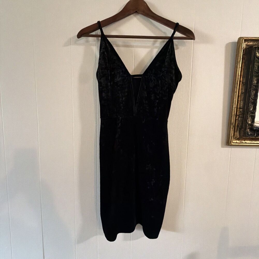 Bear Dance Dress Women's Size Medium Black Velvet Deep V-neck Mini